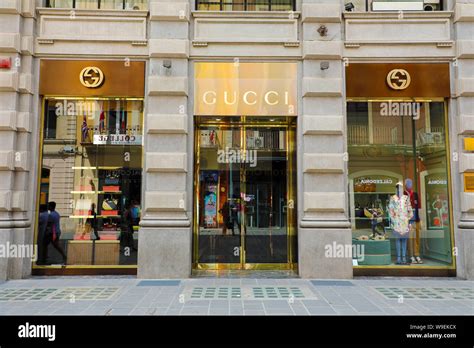 boutique gucci bari|shopping spree in bari.